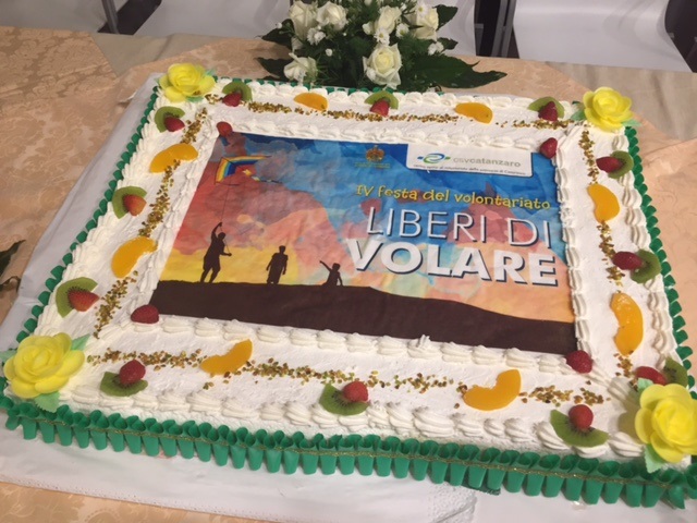 festa liberi di volare torta